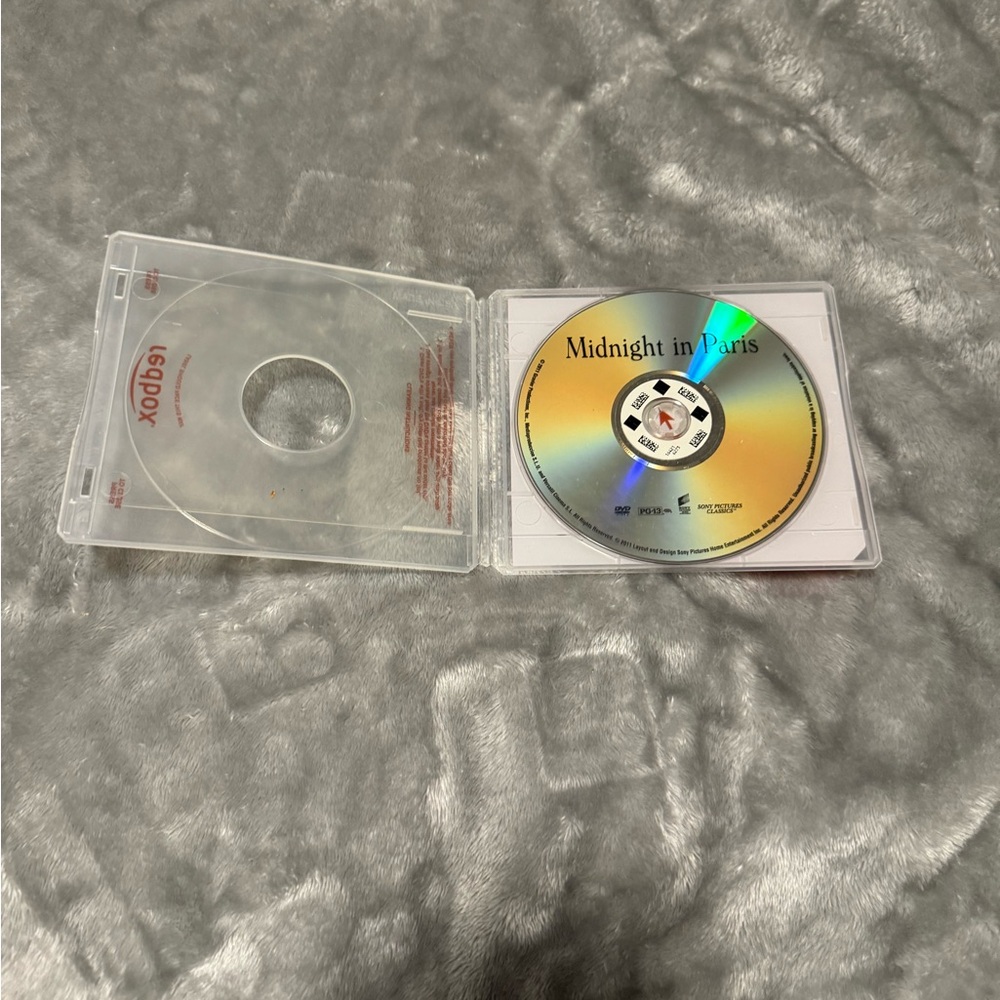 Midnight in Paris DVD